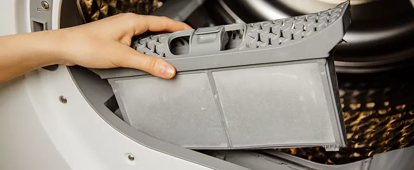 Signs Of A Clogged Dryer Lint Trap in Attleboro, Massachusetts